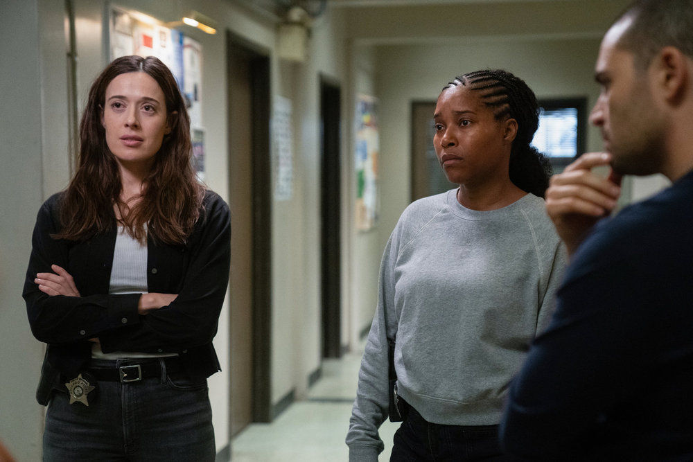 CHICAGO P.D. -- "Water and Honey" Episode 12005 -- Pictured: (l-r) Marina Squerciati as Officer Kim Burgess, Toya Turner as Kiana Cook