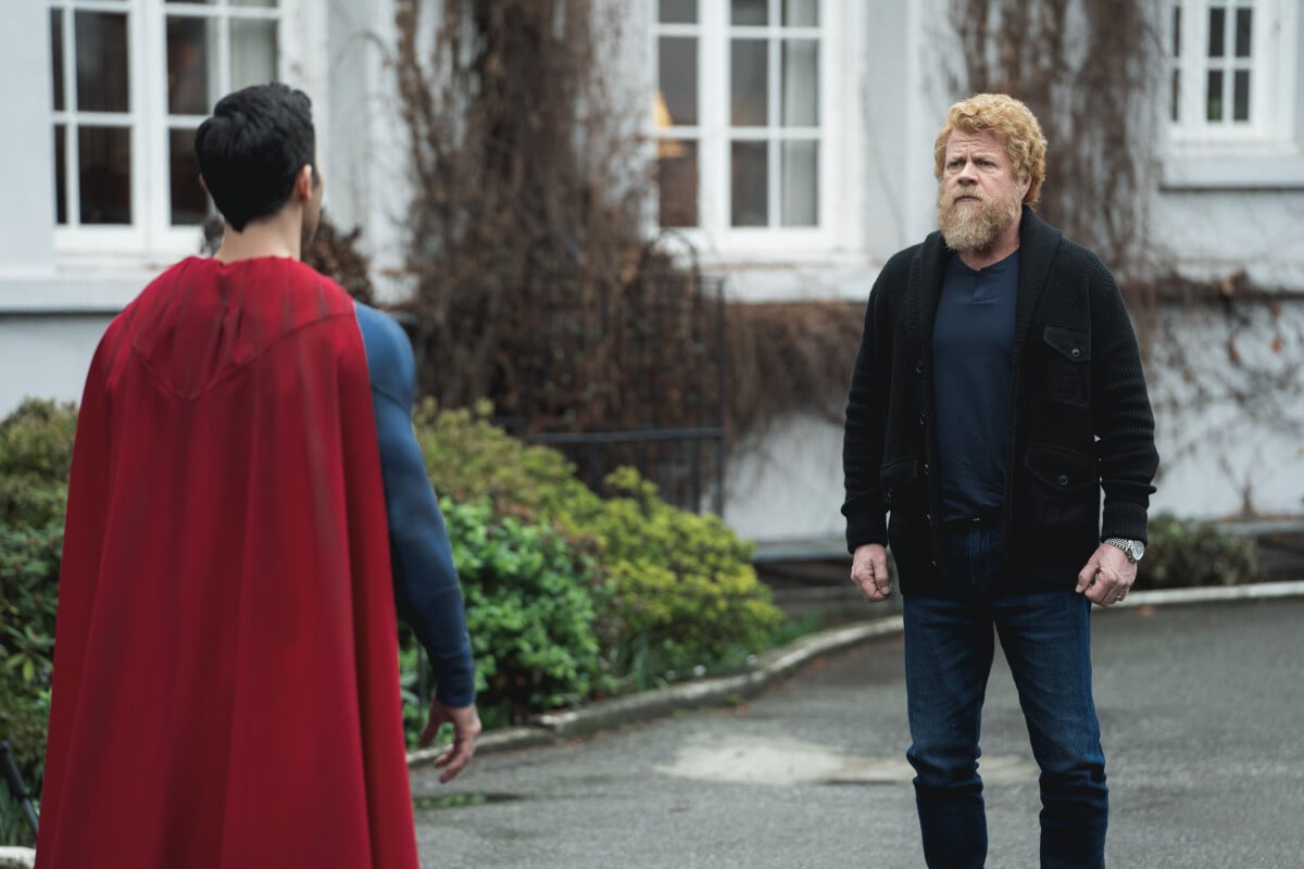 Superman & Lois Season 4 Episode 5, "Break the Cycle" -- Tyler Hoechlin as Superman and Michael Kudlitz as Lex Luthor | Tell-Tale TV Superman & Lois Season 4 Episode 5, "Break the Cycle" -- Tyler Hoechlin as Superman and Michael Kudlitz as Lex Luthor