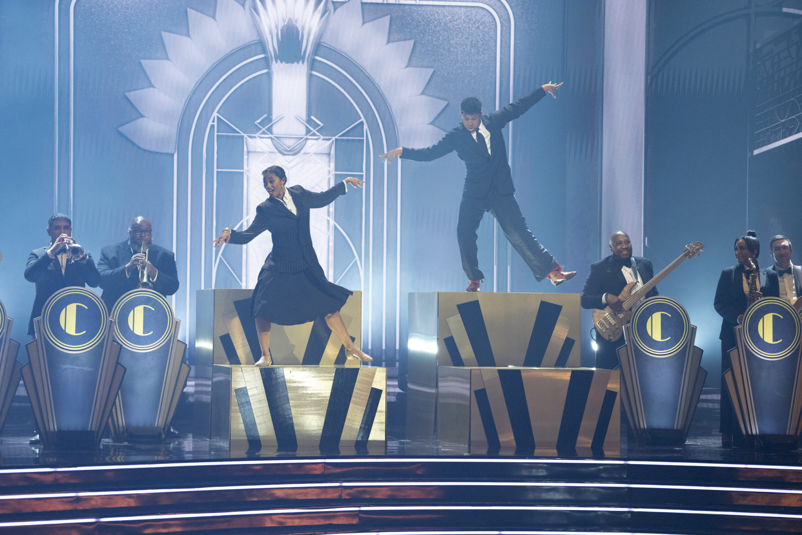 CHANDLER KINNEY, BRANDON ARMSTRONG - freestyle - Dancing with the Stars Season 33 finale