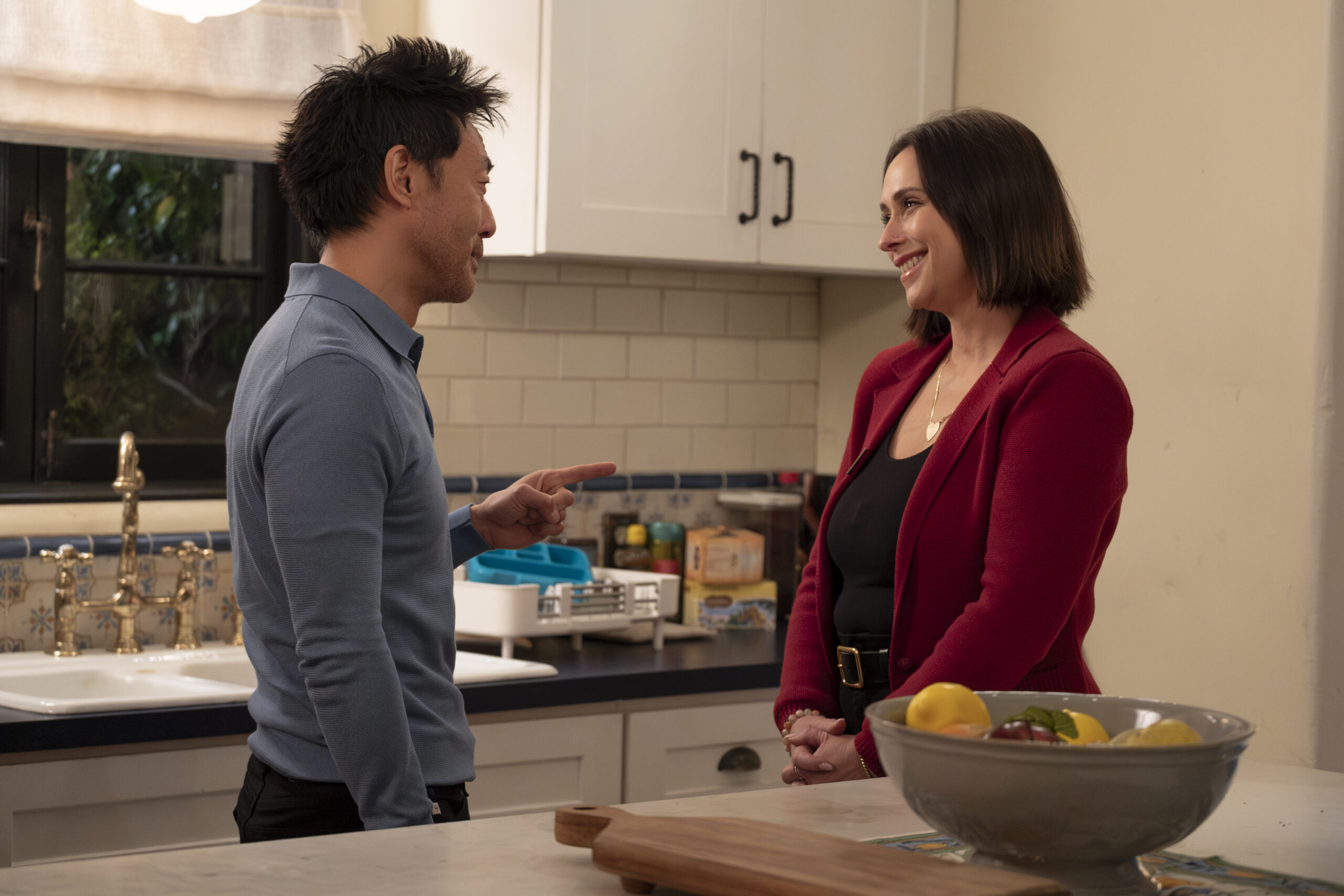 9-1-1 Season 8 Episode 6, "Confessions" -- KENNETH CHOI, JENNIFER LOVE HEWITT | Tell-Tale TV 9-1-1 Season 8 Episode 6, "Confessions" -- KENNETH CHOI, JENNIFER LOVE HEWITT