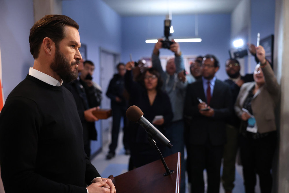 Still from Found Season 2 Episode 7 of Mark-Paul Gosselaar as Sir.