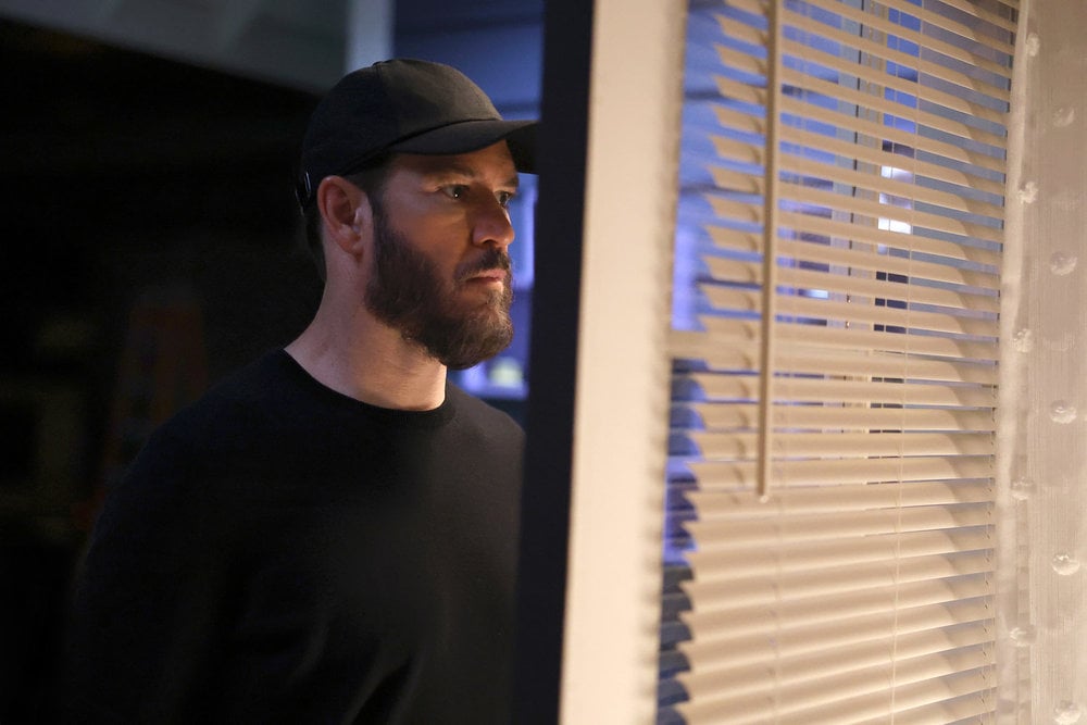 Still from Found Season 2 Episode 7 of Mark-Paul Gosselaar as Sir.