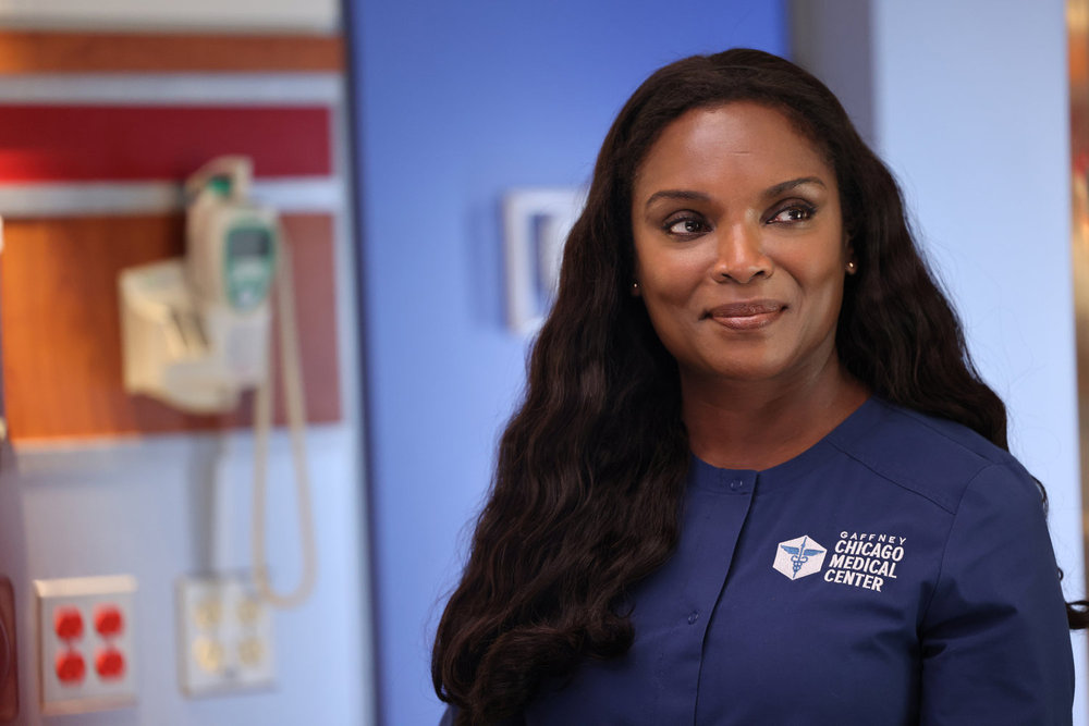 CHICAGO MED -- "Love Will Tear Us Apart" Episode 1008 -- Pictured: Marlyne Barrett as Maggie Lockwood