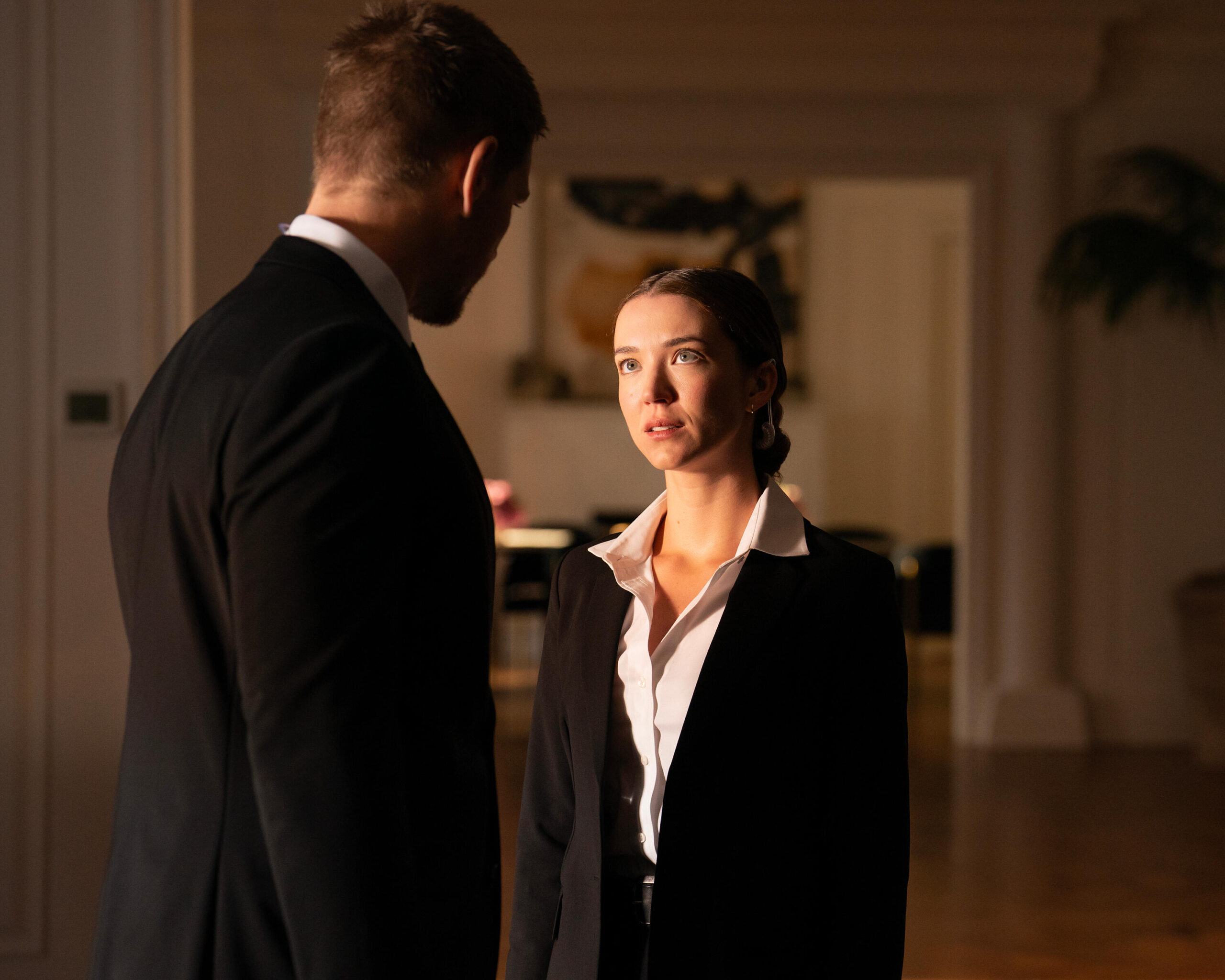 Still from Paradise Season 1 of Nicole Brydon Bloom.