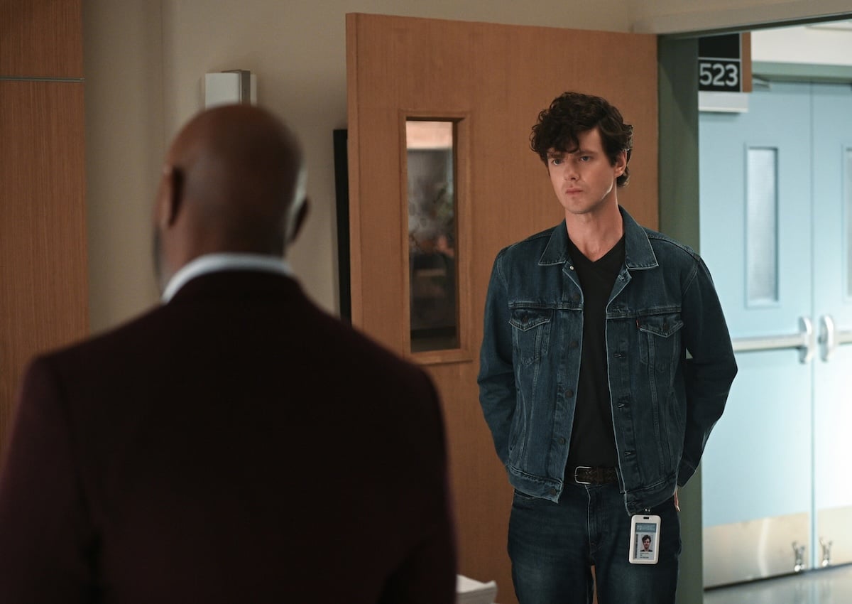 Watson Season 1 Episode 2 Redcoat