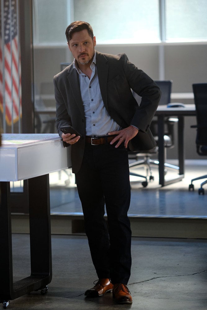 The Hunting Party Season 1 Episode 5 - Roy Barber - Nick Wechsler as Oliver Odell