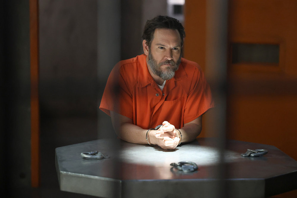 Still from Found Season 2 Episode 18 of Mark-Paul Gosselaar as Sir.