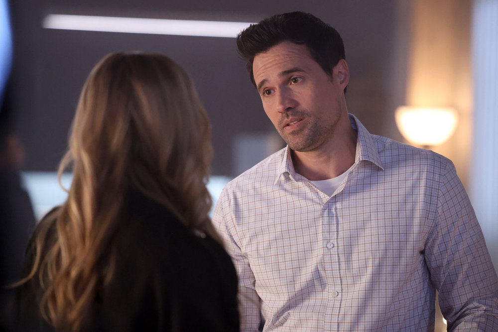 Still from Found Season 2 Episode 18 of Brett Dalton as Detective Mark Trent.