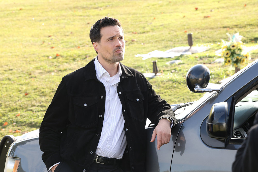 Still from Found Season 2 Episode 19 of Brett Dalton as Detective Mark Trent.