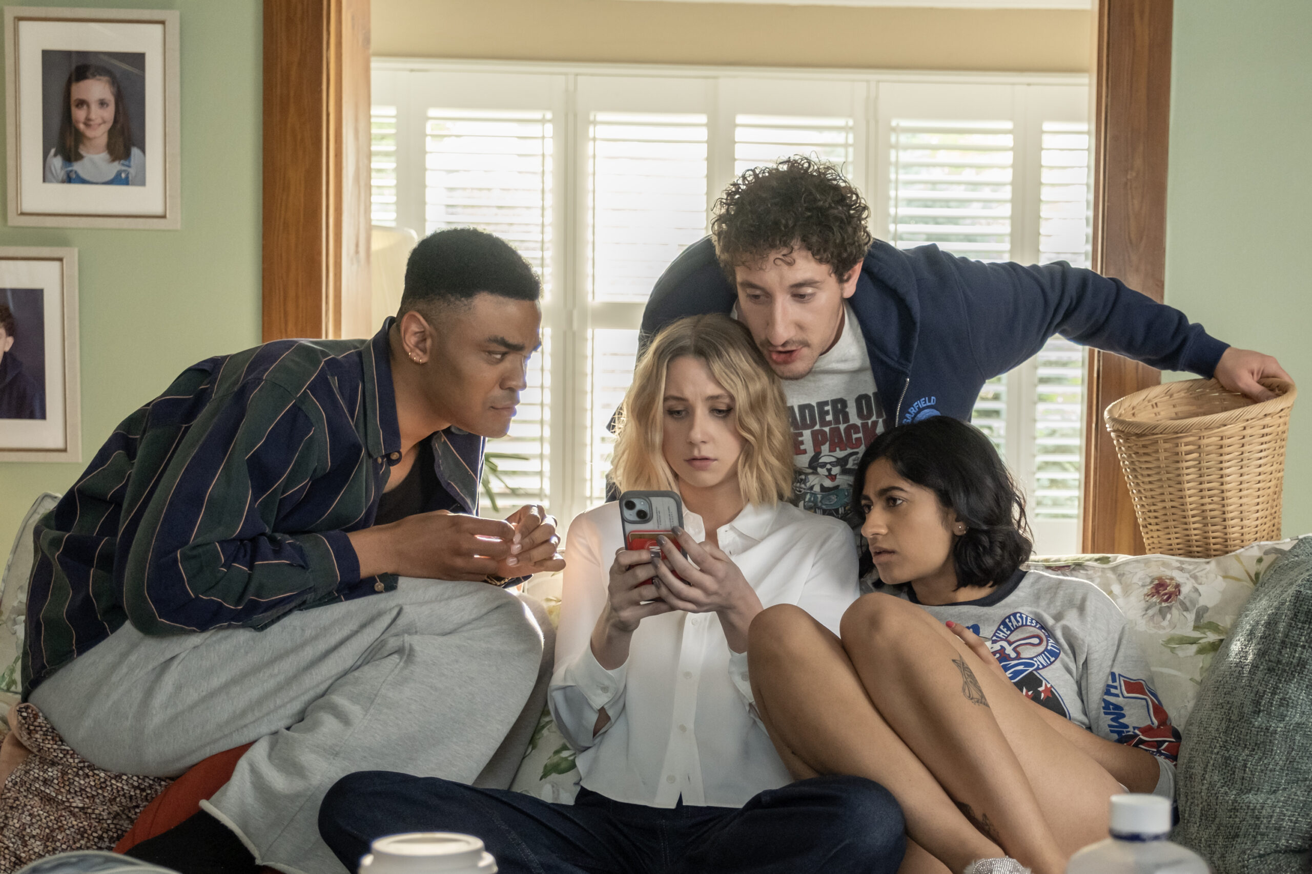 ADULTS_101_ 7_00787r | Tell-Tale TV ADULTS Season 1 Episode 1 - Owen Thiele as Anton, Lucy Freyer as Billie, Malik Elassal as Samir, Amita Rao as Issa,. CR: Rafy/FX