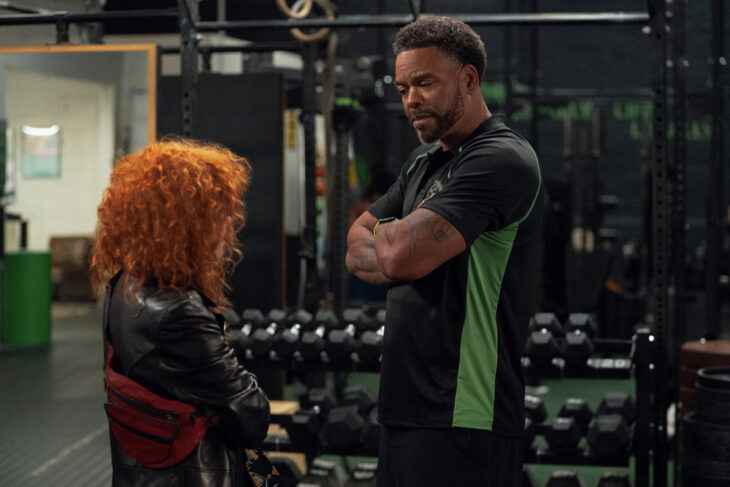 Natasha Lyonne as Charlie and Cliff "Method Man" Smith as Brick on Poker Face Season 2 Episode 10, "The Big Pump."