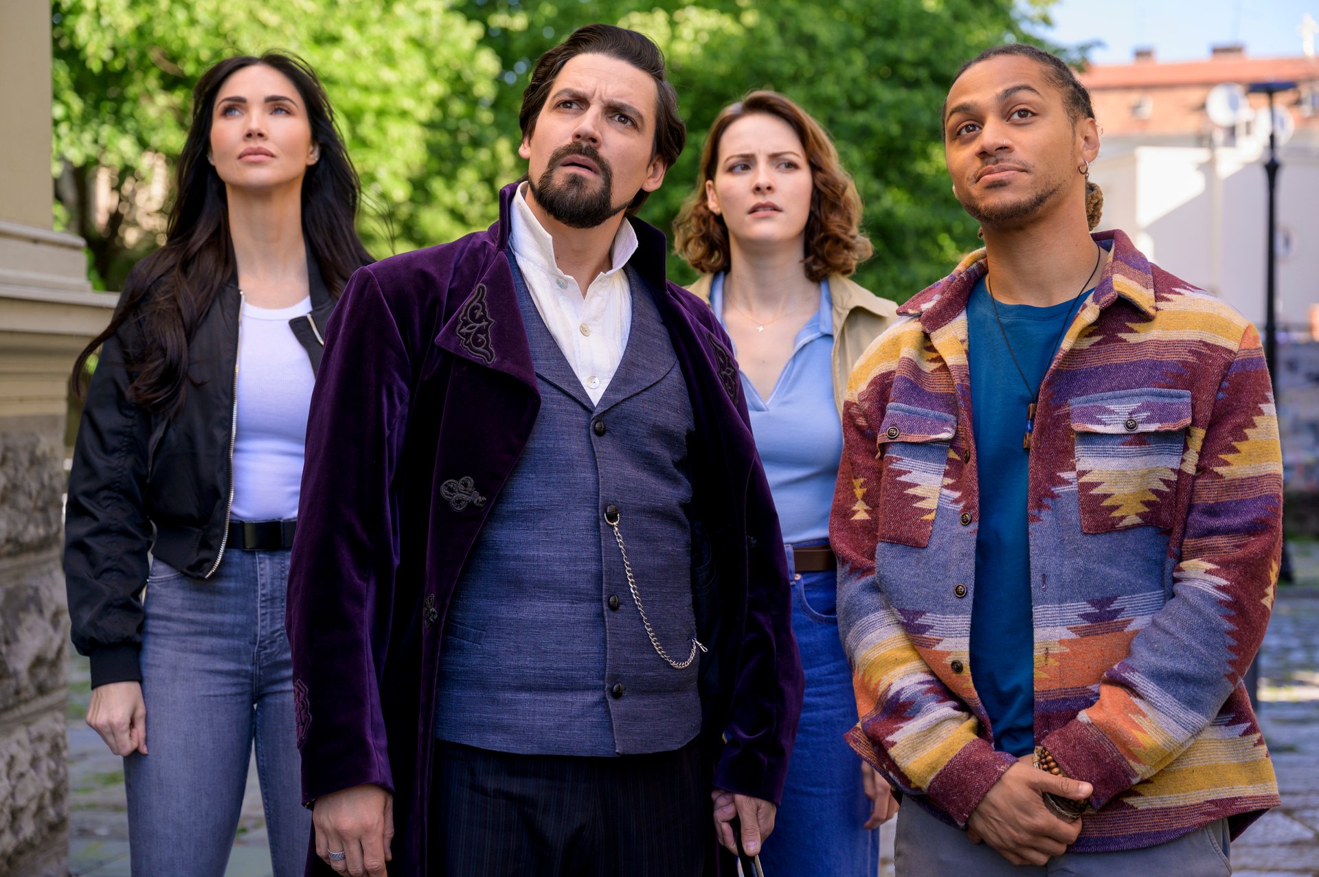 1549733 The Librarians: The Next Chapter S1 Unit- S1:E105 | Tell-Tale TV The Librarians: The Next Chapter - Episode 4TNT