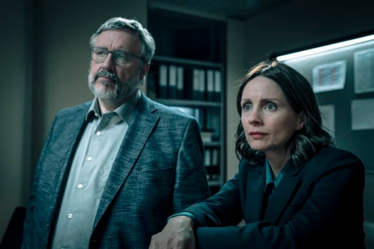 Bea Metcalf (Laura Fraser) and Calvin Baxter (Mark Benton) | Tell-Tale TV Patience Season 1 Episode 6 Bea Metcalf (Laura Fraser) and Calvin Baxter (Mark Benton) Patience Season 1 Episode 6 Review Review: Pandora’s Box