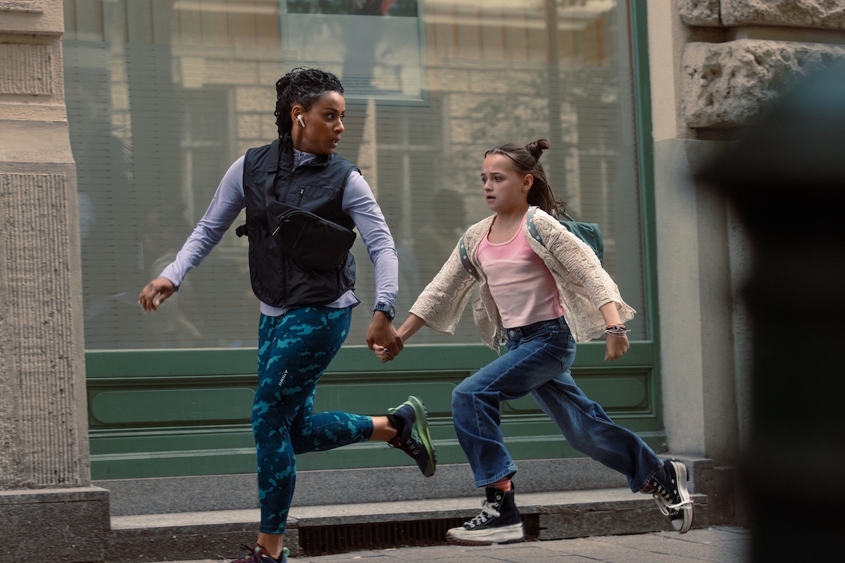 NCIS: Tony & Ziva Season 1 Episode 1 No Country is Safe