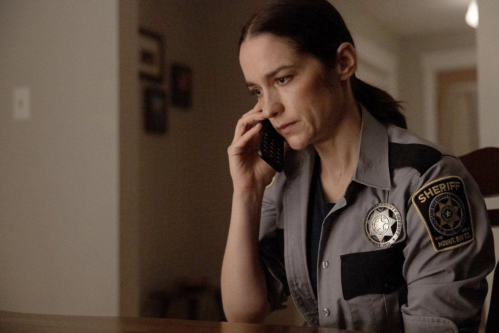 Still from Revival Season 1 Episode 10 of Melanie Scrofano as Dana Cypress.