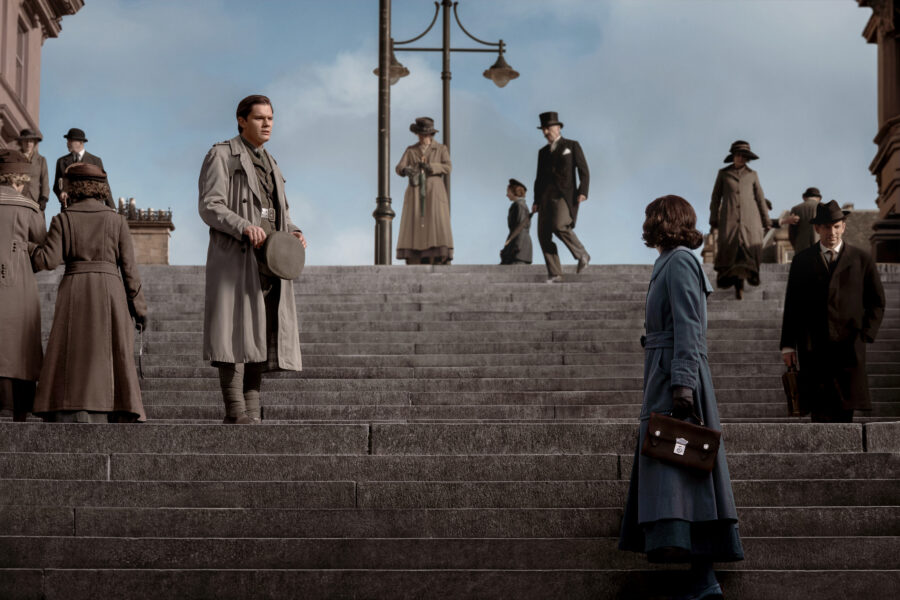 Outlander: Blood of my Blood 102 — S.W.A.K. (Sealed With a Kiss), Left to Right: Jeremy Irvine (“Henry Beauchamp”) and Hermione Corfield (“Julia Moriston Beauchamp”)