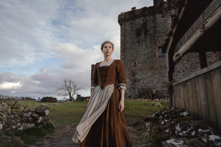 Outlander: Blood of my Blood 102 - S.W.A.K. (Sealed With a Kiss), Left to Right: Hermione Corfield (“Julia Moriston Beauchamp”)