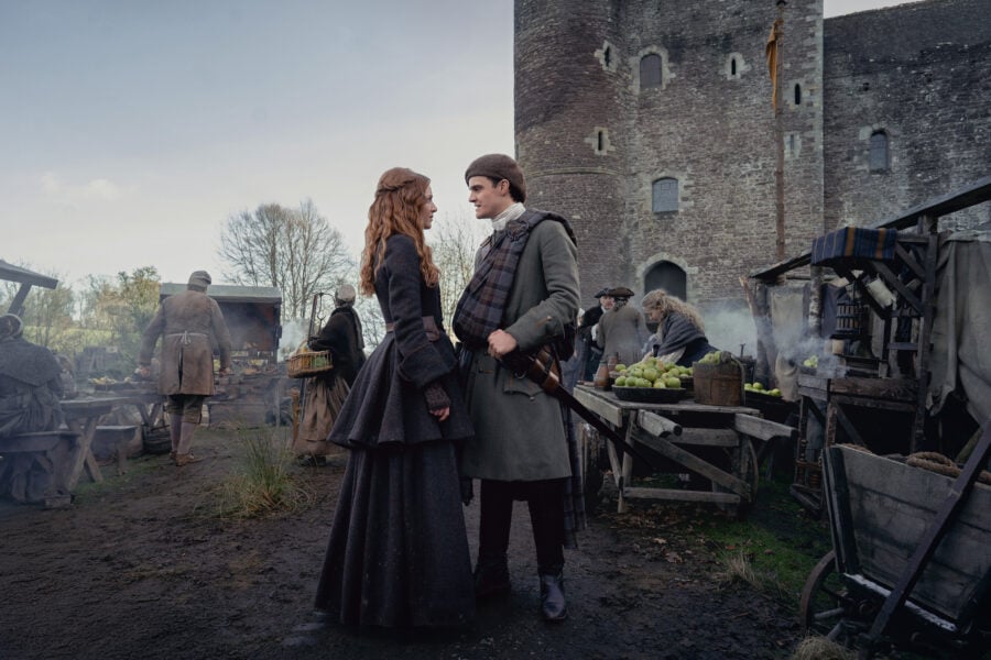 Outlander: Blood of my Blood 103 — School of the Moon, Left to Right: Séamus McLean Ross (“Colum MacKenzie”) and Harriet Slater (“Ellen MacKenzie”)