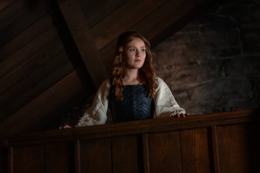 Outlander: Blood of my Blood 103 — School of the Moon, Left to Right: Harriet Slater (“Ellen MacKenzie”)