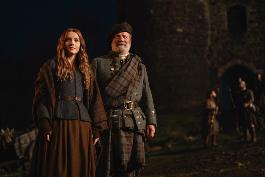 Outlander: Blood of my Blood_103_School of the Moon_Left to Right: Harriet Slater (“Ellen MacKenzie”) and Peter Mullan (‘“Red Jacob' MacKenzie”)