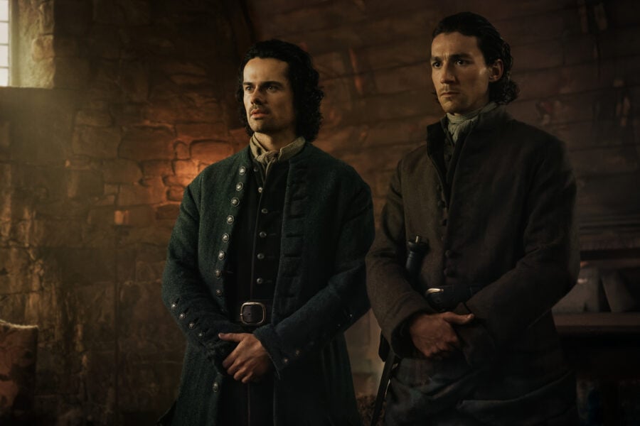 Outlander: Blood of my Blood 103 — School of the Moon, Left to Right: Jamie Roy (“Brian Fraser”) and Rory Alexander (“Murtagh Fraser“)
