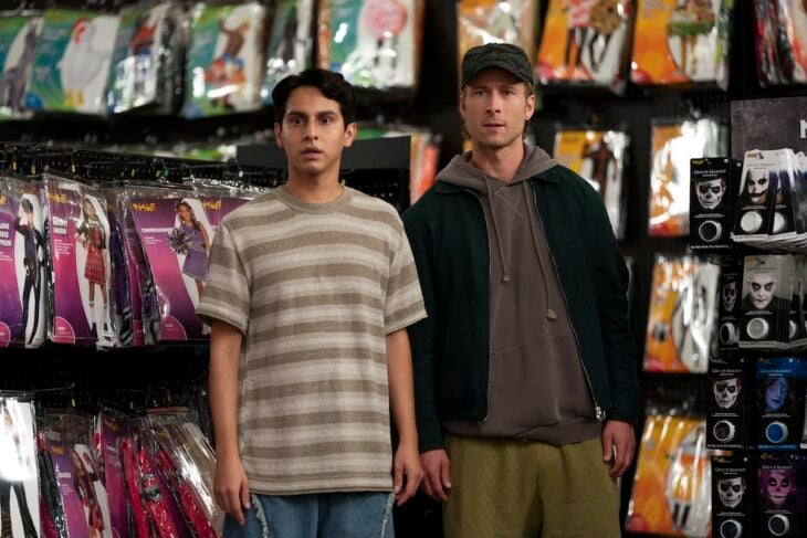 CHAD POWERS Season 1 Episode 4 FRANKIE A. RODRIGUEZ, GLEN POWELL Chad Powers Season 1 Episode 4 Review: 4th Quarter 