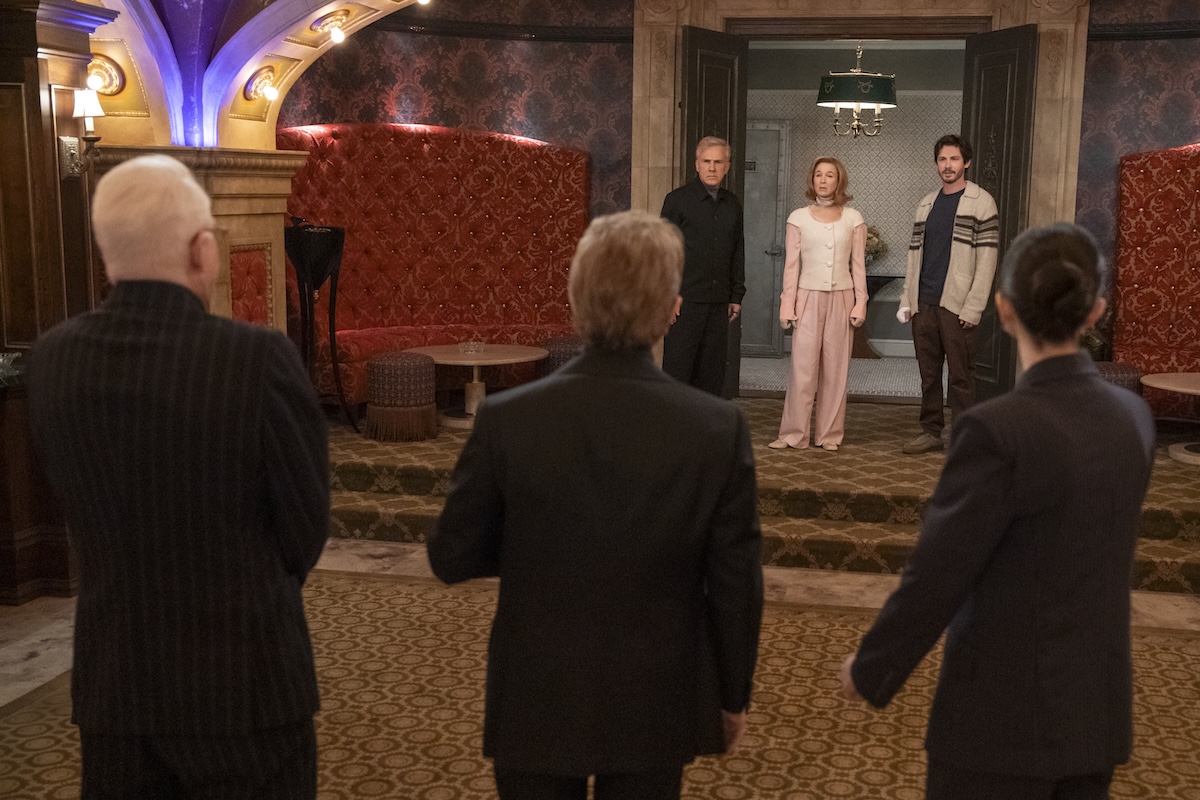 ONLY MURDERS IN THE BUILDING Season 5 Episode 10 CHRISTOPH WALTZ, RENÉE ZELLWEGER, LOGAN LERMAN