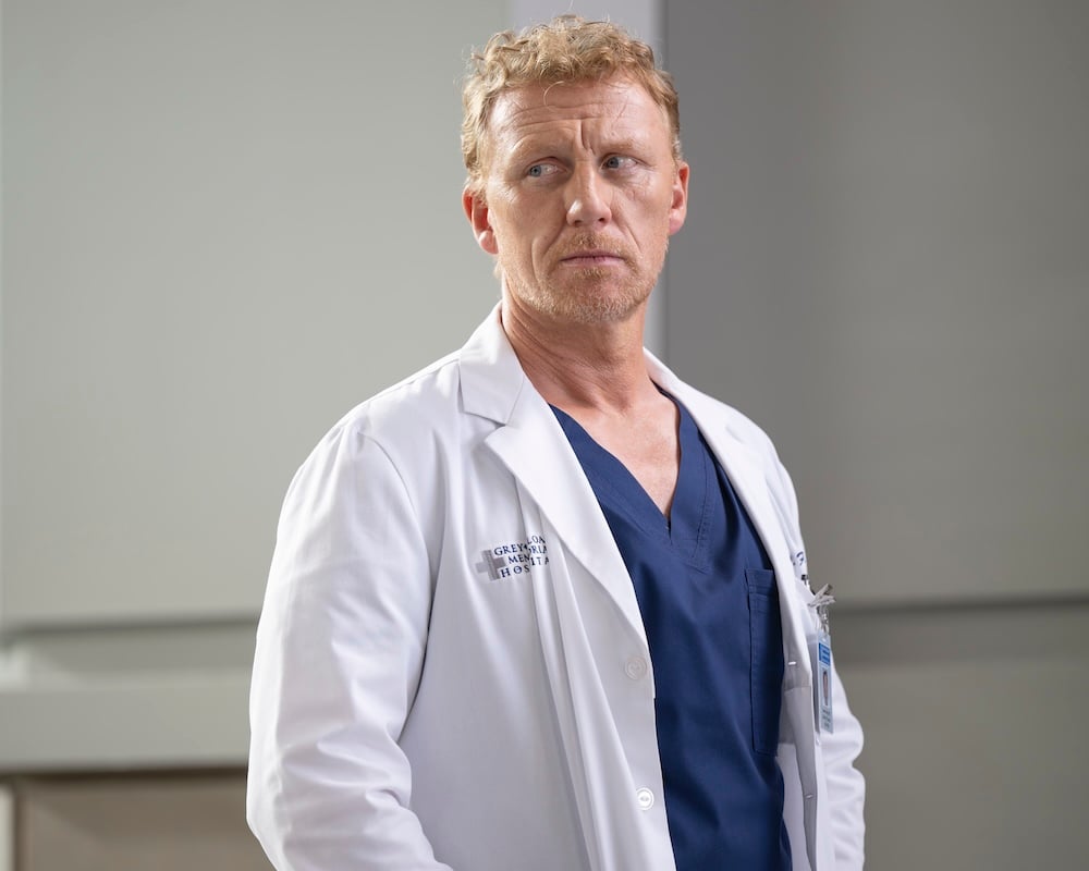 Kevin McKidd como Owen Hunt - Temporada 22 de Grey's Anatomy, Episódio 1