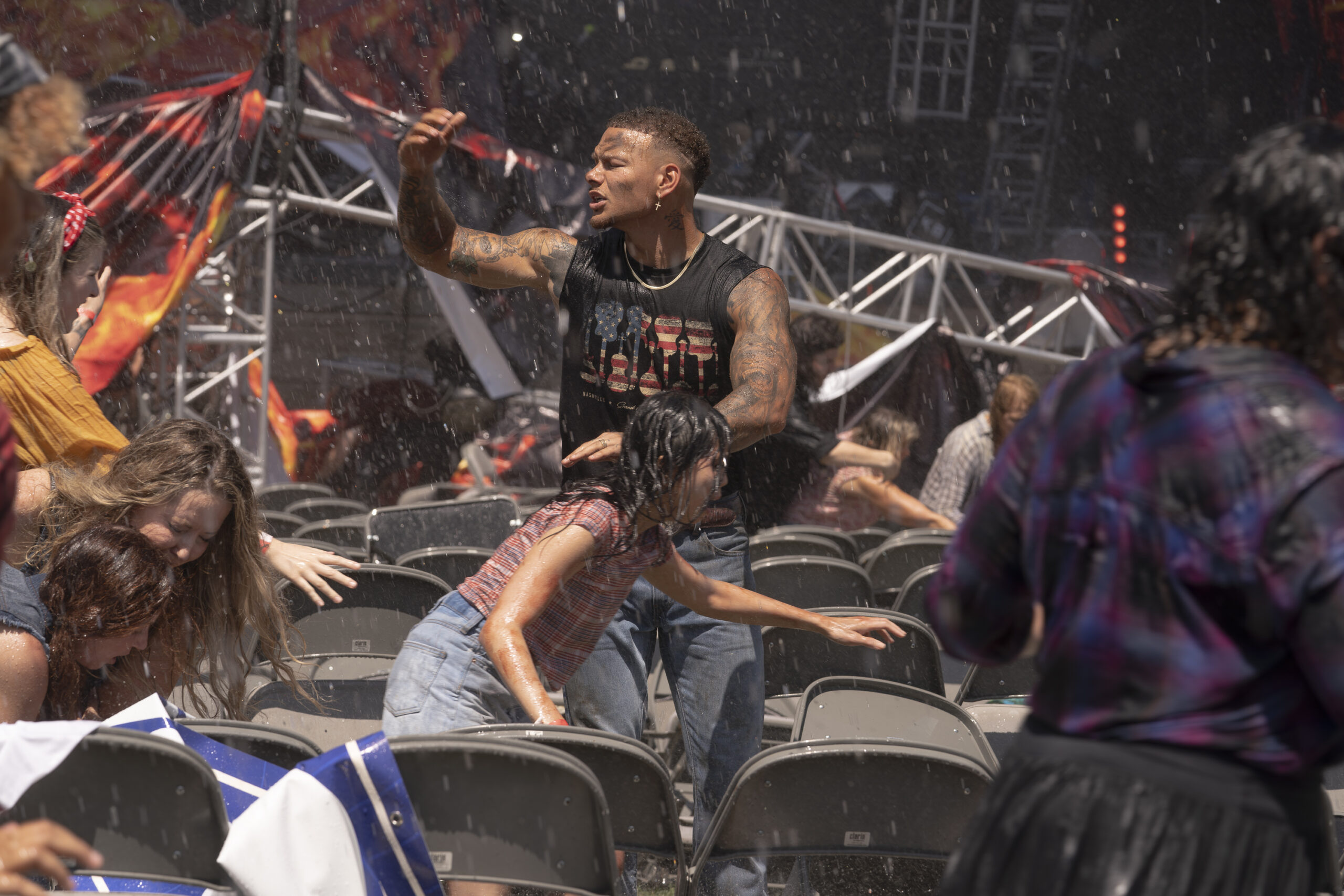 9-1-1: Nashville Season 1 Episode 1, "Pilot." | Tell-Tale TV 9-1-1: Nashville Season 1 Episode 1, "Pilot."