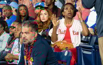 WILLIAM STANFORD DAVIS, JANELLE JAMES, LISA ANN WALTER, SHERYL LEE RALPH Abbott Elementary Season 5 Episode 3 Review: Ballgame 