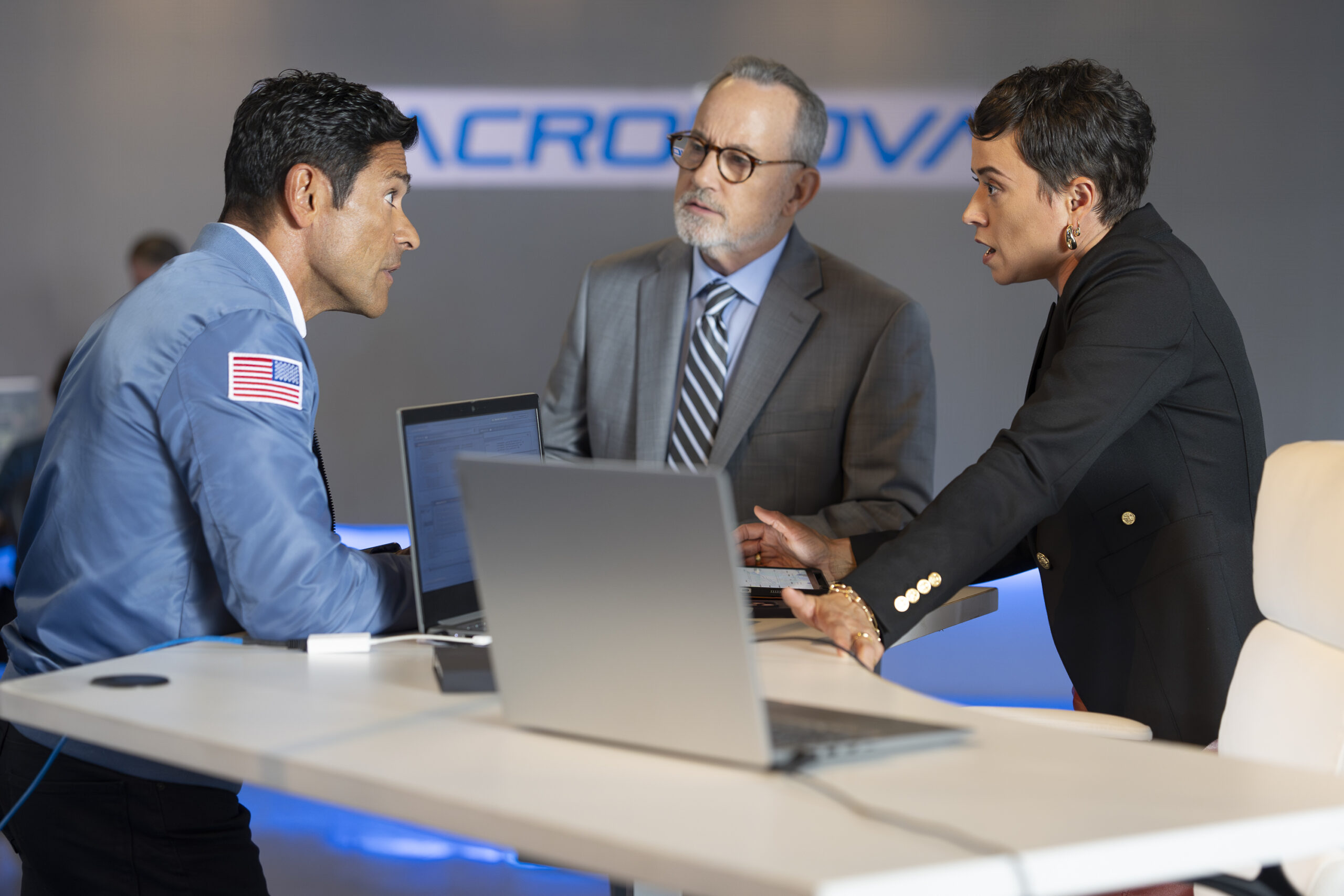 9-1-1 Season 9 Episode 2, "Spiraling" | Tell-Tale TV 9-1-1 Season 9 Episode 2, "Spiraling" -- MARK CONSUELOS, JIM HOLMES, BRIANA VENSKUS-VAZQUEZ