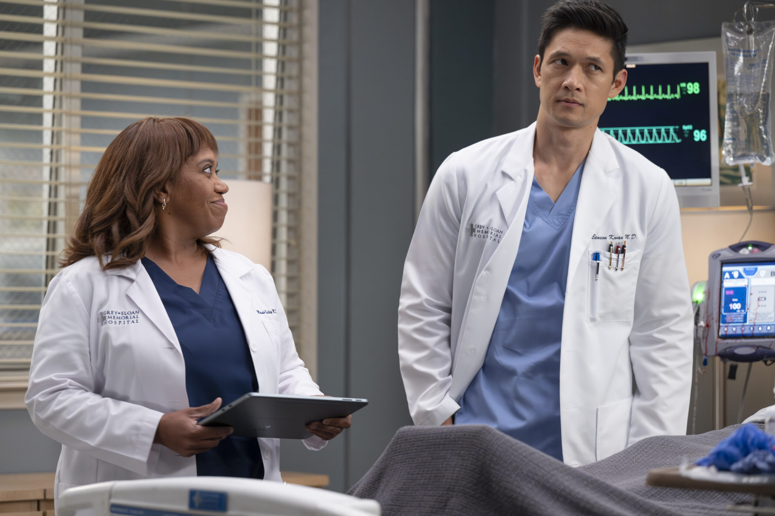CHANDRA WILSON, HARRY SHUM JR. | Tell-Tale TV CHANDRA WILSON, HARRY SHUM JR.