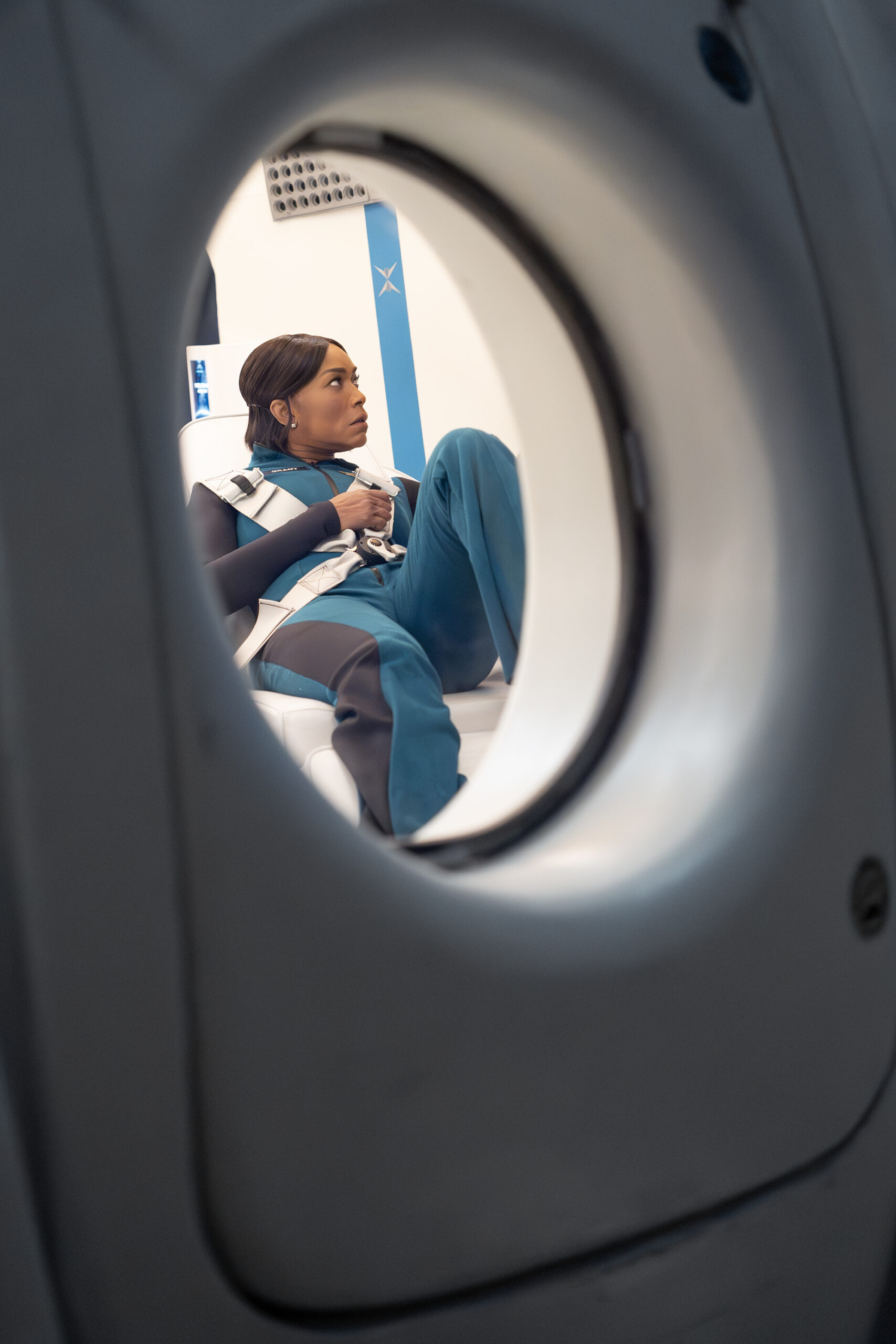 9-1-1 Season 9 Episode 2, "Spiraling" | Tell-Tale TV 9-1-1 Season 9 Episode 2, "Spiraling" -- ANGELA BASSETT