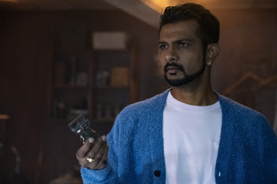 “Halloween 5: The Mummy” – GHOSTS. Pictured (L-R): Utkarsh Ambudkar as Jay.