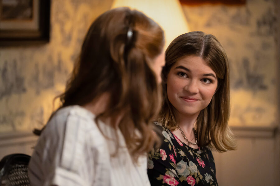 Georgie & Mandy's First Marriage Season 2 Episode 3, "A Will and a Dead Man's Wife" - (l-r) Zoe Perry as Mary and Raegan Revord as Missy