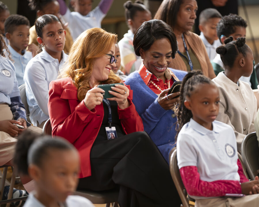 LISA ANN WALTER, SHERYL LEE RALPH | Tell-Tale TV LISA ANN WALTER, SHERYL LEE RALPH