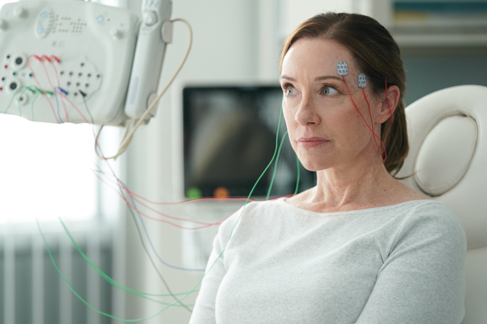 The Doctor Temporada 2 Episódio 8 - Molly Parker | televisão reveladora Imagem do episódio 8 da 2ª temporada de Molly Parker's Doc.