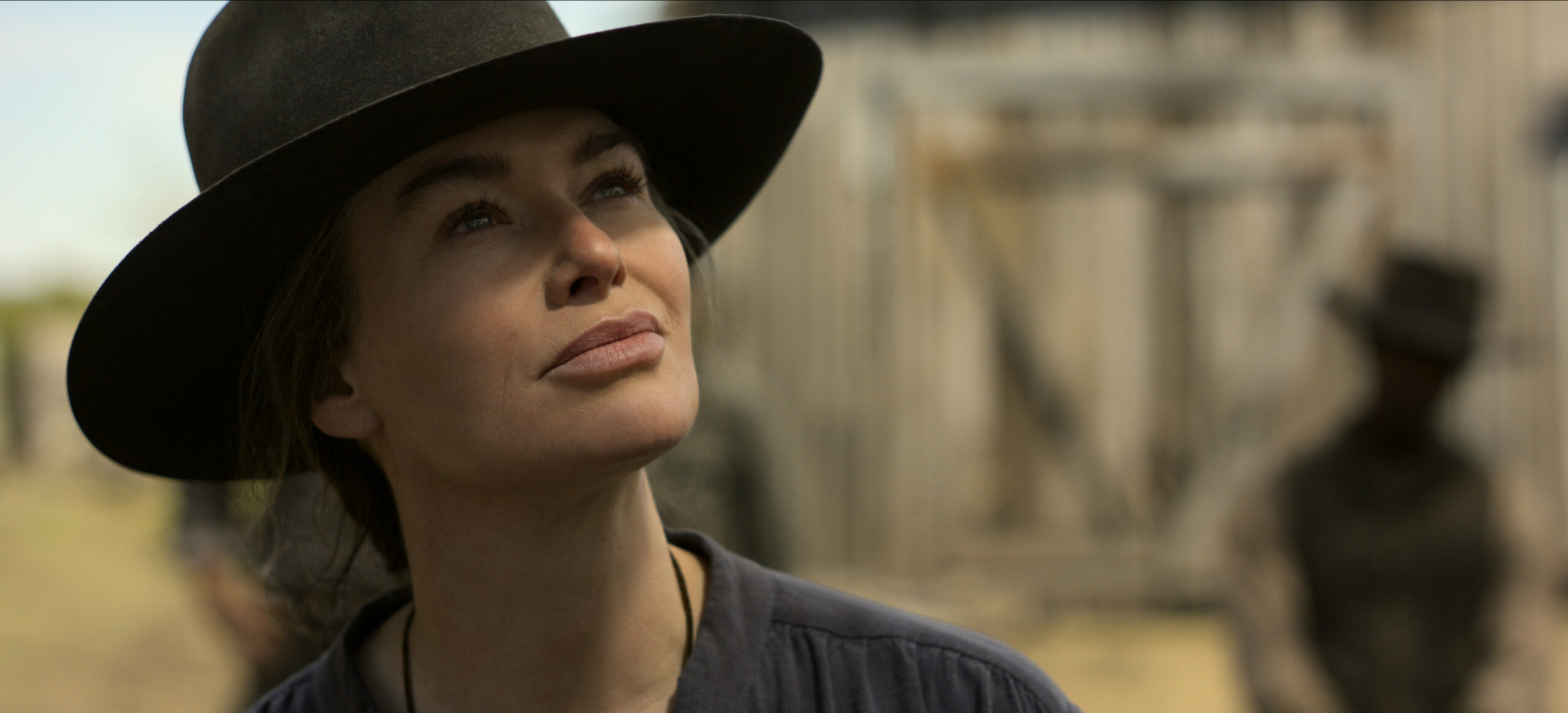 Still from The Abandons Season 1 Episode 1 of Lena Headey as Fiona Nolan.