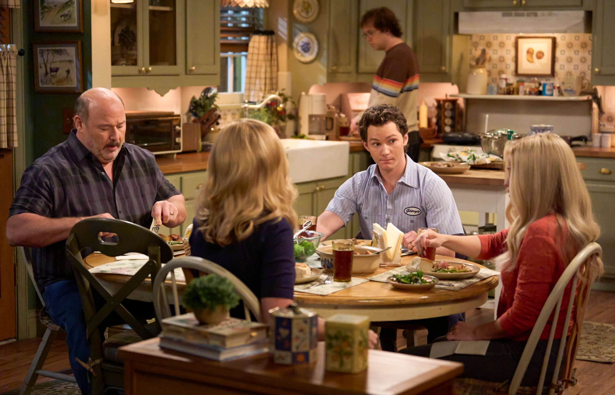 Georgie & Mandy's First Marriage Season 2 Episode 9, "Payback and a Partial Shebang" - (l-r) Will Sasso as Jim, Rachel Bay Jones as Audrey, Montana Jordan as Georgie, Dougie Baldwin as Connor, and Emily Osment as Mandy