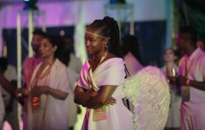 Love & Wine Love & Wine Review: Everything You Want in a Romantic Comedy 