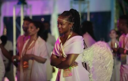 Love & Wine Love & Wine Review: Everything You Want in a Romantic Comedy 