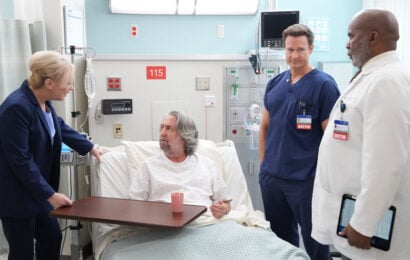 Wendi McLendon-Covey as Joyce, Steve Little as Sanderson, Josh Lawson as Bruce, and David Alan Grier as Ron on St. Denis Medical Season 2 Episode 8, "A Waste of Time and Marble." St. Denis Medical Season 2 Episode 8 Review: A Waste of Time and Marble 