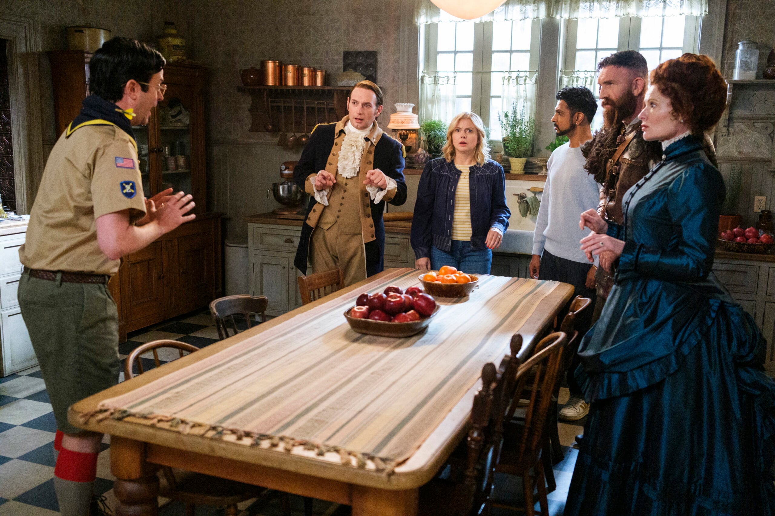“The Others” – GHOSTS. Pictured L to R: Richie Moriarty as Pete, Brandon Scott Jones as Isaac, Rose McIver as Samantha, Utkarsh Ambudkar as Jay, Devan Chandler Long as Thorfinn, Rebecca Wisocky as Hetty. Photo: Bertrand Calmeau/CBS ©2025 CBS Broadcasting, Inc. All Rights Reserved.