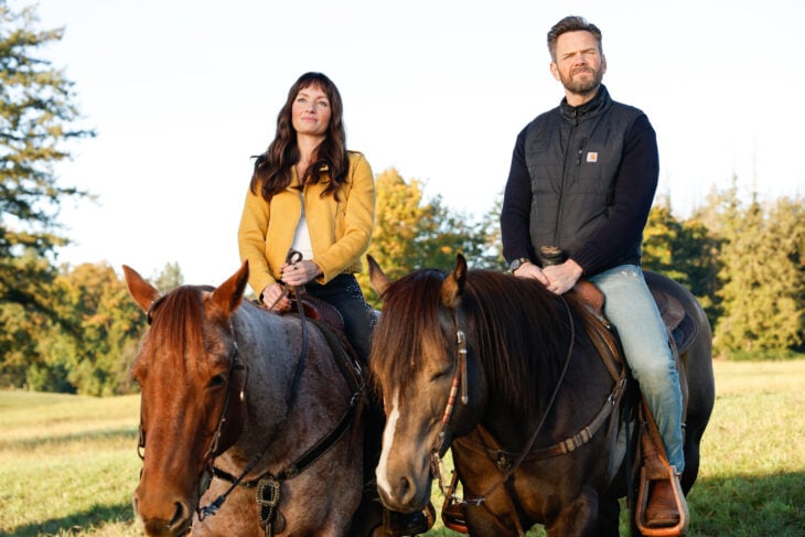 Animal Control Season 4 Episode 5, "French Bulldogs and White Broncos" -- Grace Palmer and Joel McHale Animal Control Season 4 Episode 5 Review: French Bulldogs and White Broncos 