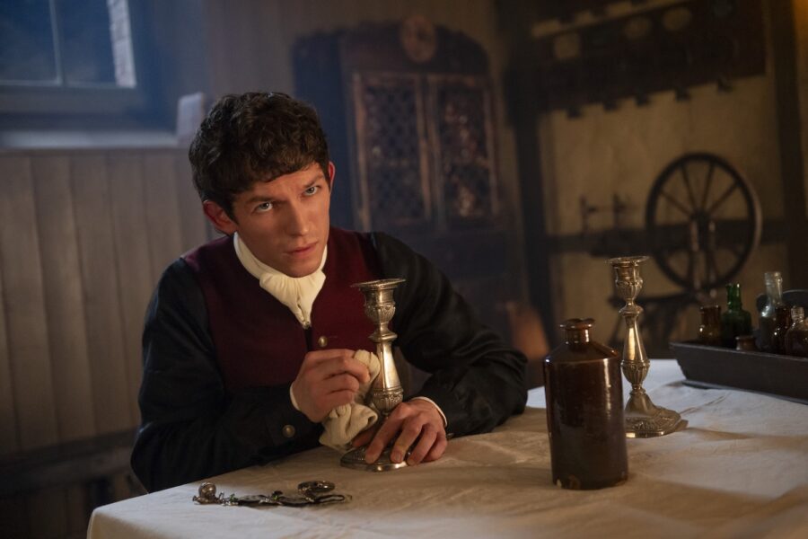 BRIDGERTON_402_Unit_07643R