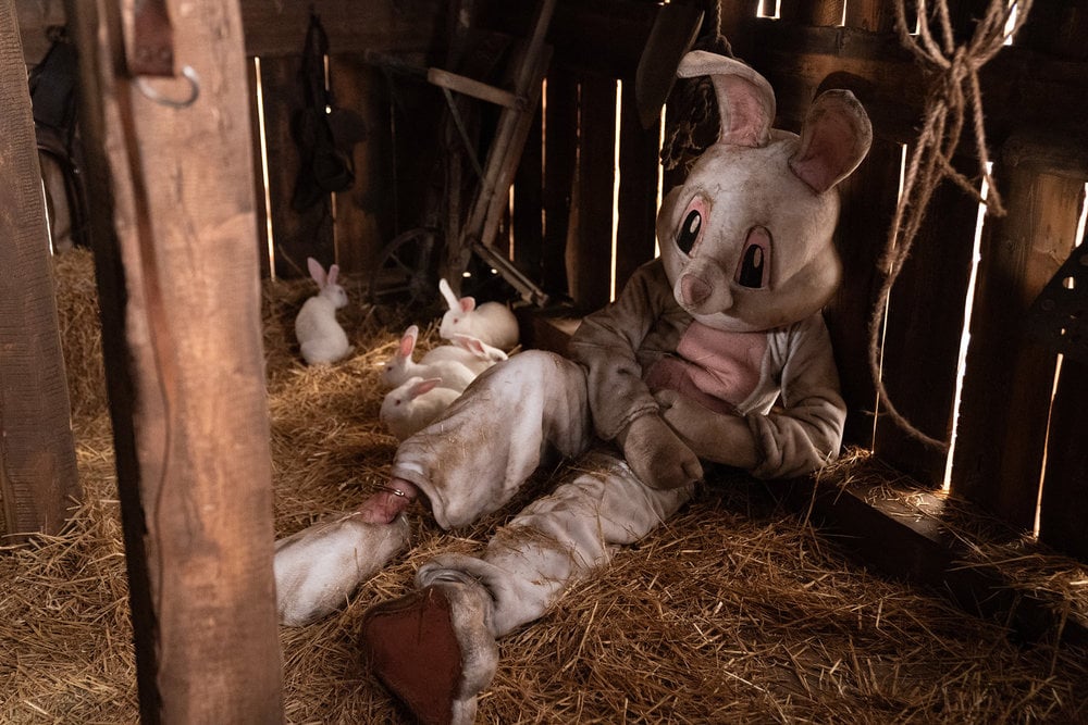 The Hunting Party, temporada 2, episódio 1, 