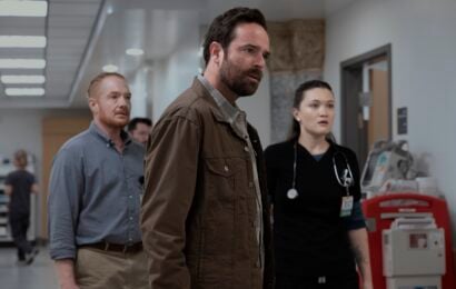 Santos takes Benny to his daughter, Kylie is excited to see her father. Dylan wants to talk to Benny in private & they discover it's probably ITP. The Pitt Season 2 Episode 3 Review: 9:00 AM 