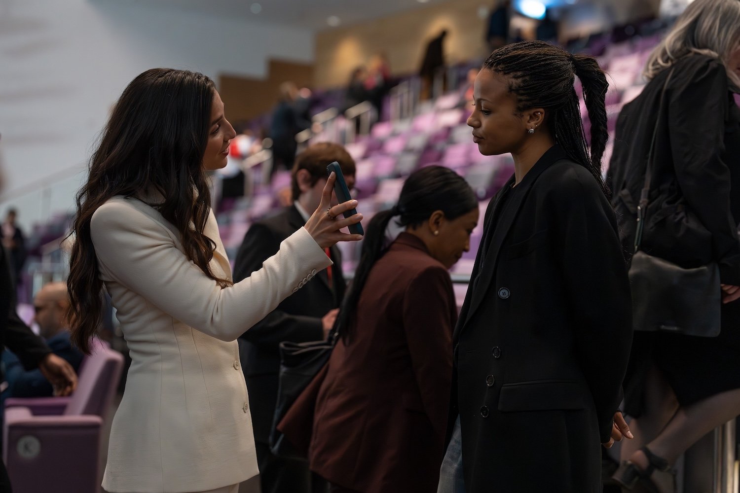 The Industry, temporada 4, episódio 4 - Marisa Abela, Myha'La (foto de Simon Ridgway / HBO)