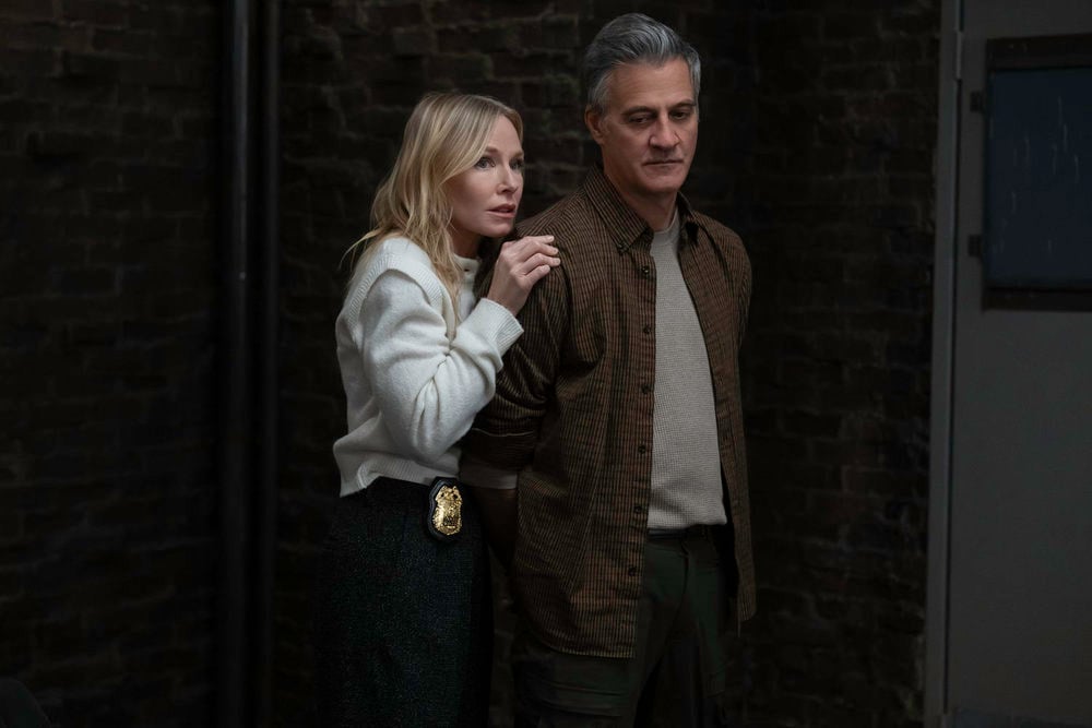 Kelli Giddish as Sgt. Amanda Rollins, Ross Partridge as Robbie Miller as Rollins arrests Robbie.