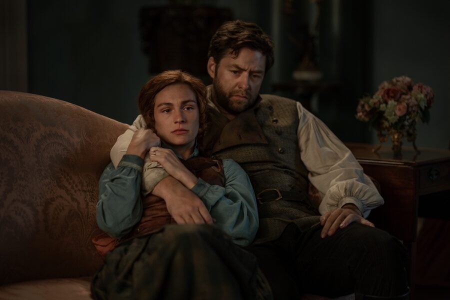 Outlander Season 8 — Sophie Skelton (“Brianna Fraser MacKenzie”) and Richard Rankin (“Roger MacKenzie”). Photo Courtesy of STARZ